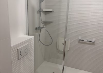 Salle de douche à Vélizy